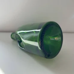 Bouteille verte en verre