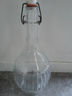 Bouteille à vin ancienne
