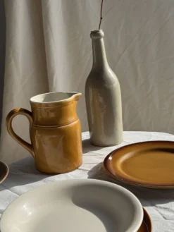 Bouteille vintage en grès beige moucheté H31