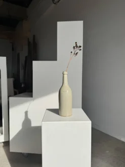 Bouteille vintage en grès beige moucheté H31