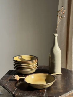 Bouteille vintage en grès beige moucheté H31