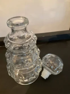 Bouteille vintage en verre moulé France