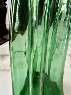 Bouteille vintage Viresa forme écrasée