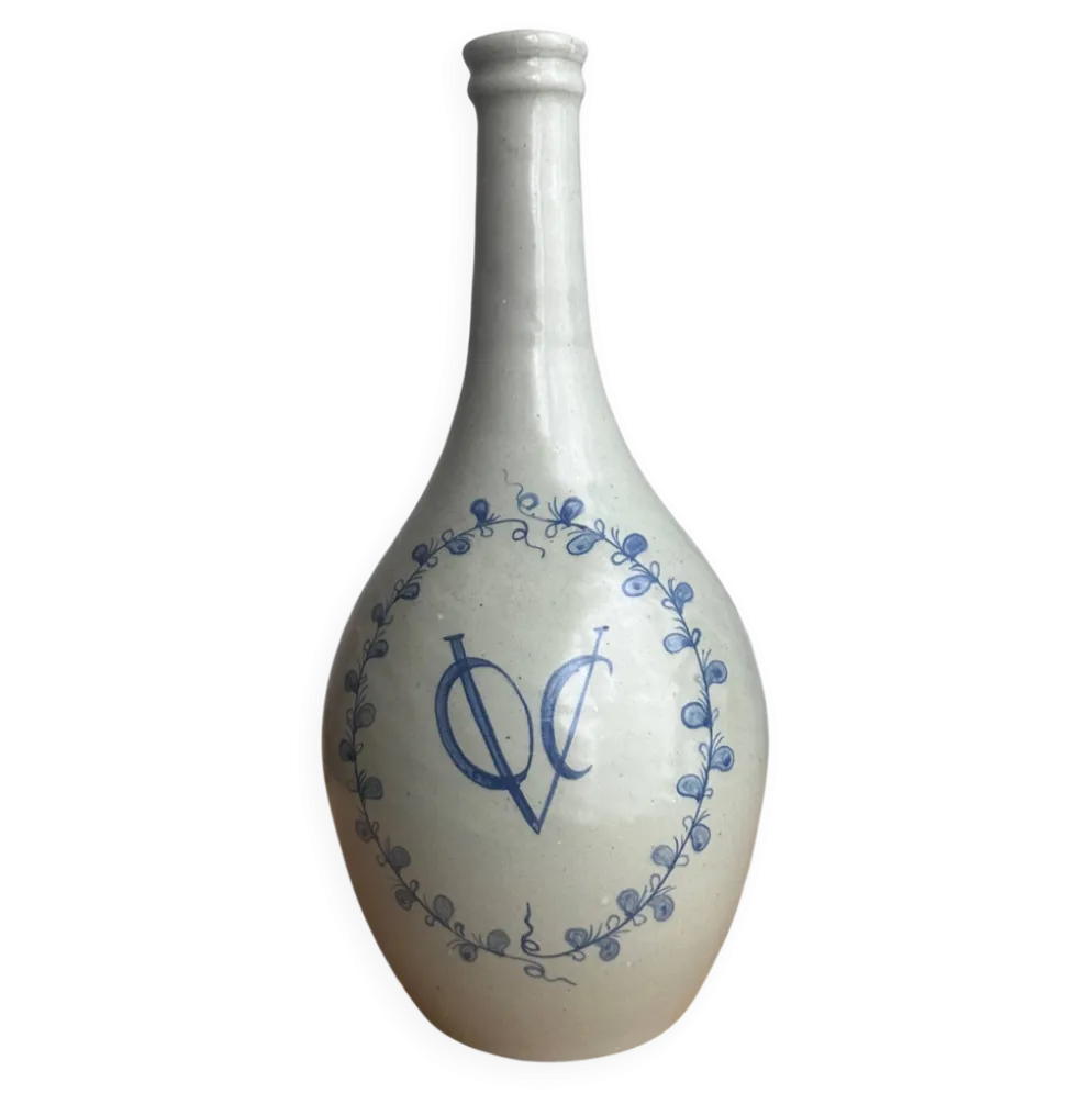 Bouteille voc produite pour la compagnie néerlandaise