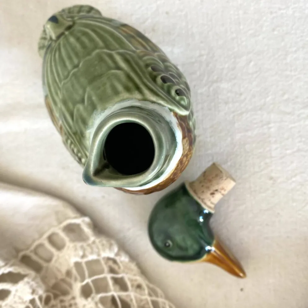 Bouteille zoomorphe ,canard en céramique