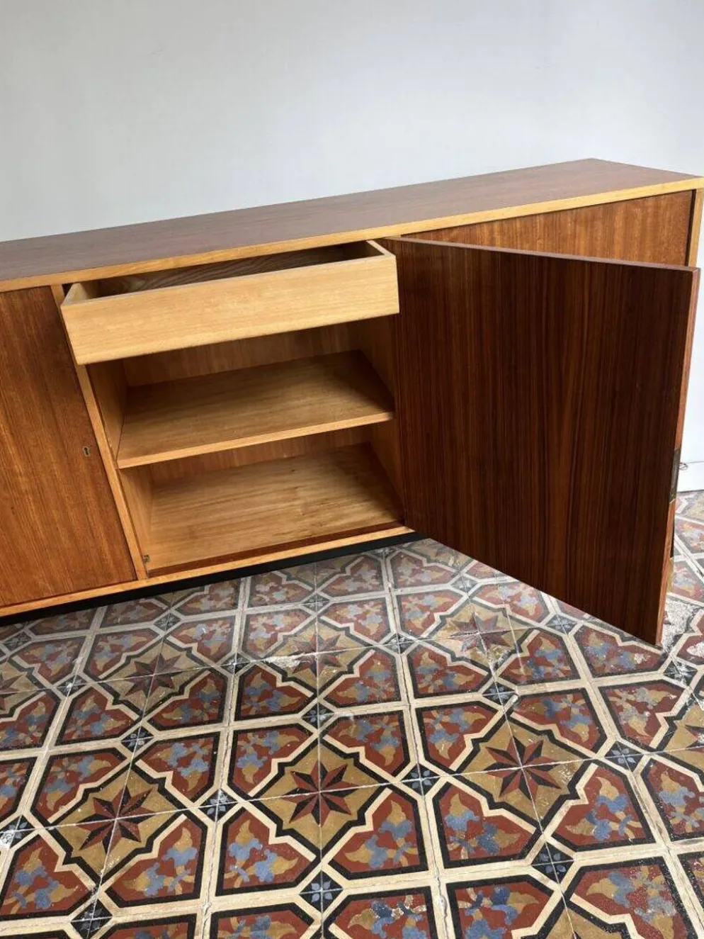 Buffet Alfred Hendrickx pour Belform
