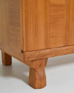 Buffet "Ambassadör" par Carl Malmsten pour Åfors Möbelfabrik, années 1950.