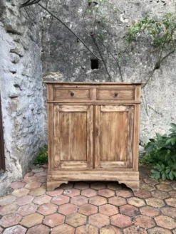 Buffet ancien