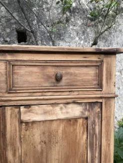 Buffet ancien