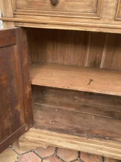 Buffet ancien