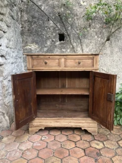 Buffet ancien