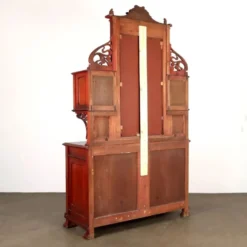 Buffet ancien Art nouveau en noyer avec décorations, Italie, XIXe siècle