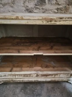 Buffet ancien français en pin avec patine vieillie, vers 1870–1900