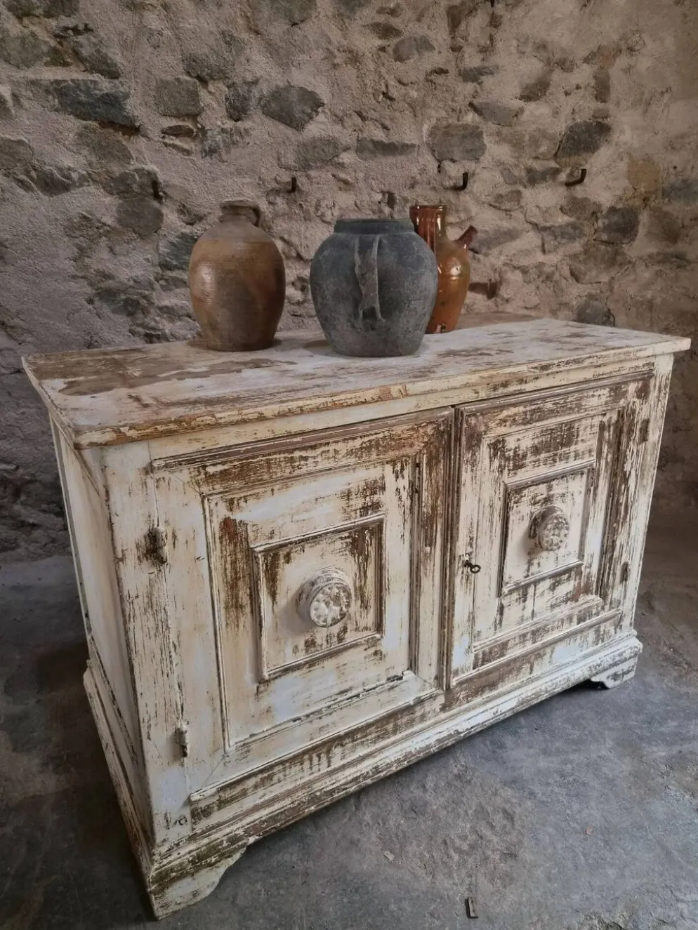 Buffet ancien français en pin avec patine vieillie, vers 1870–1900
