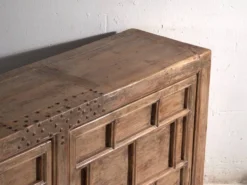 Buffet ancien à panneaux en bois de pin – Chine, vers 1900