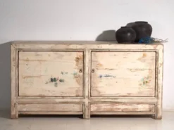 Buffet ancien peint en bois d’orme – Chine, vers 1900