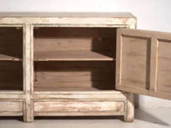 Buffet ancien peint en bois d’orme – Chine, vers 1900