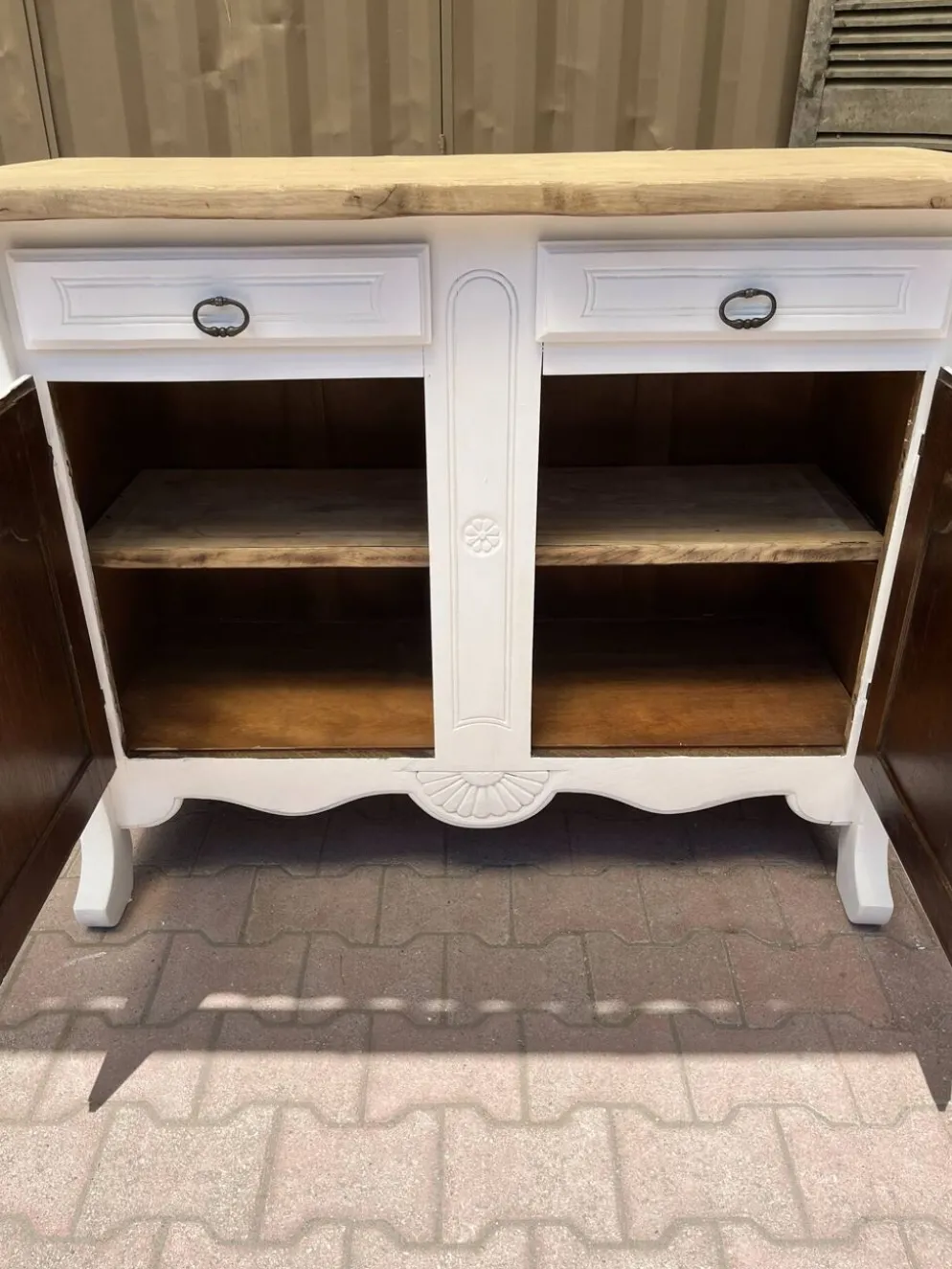 Buffet ancien relooke