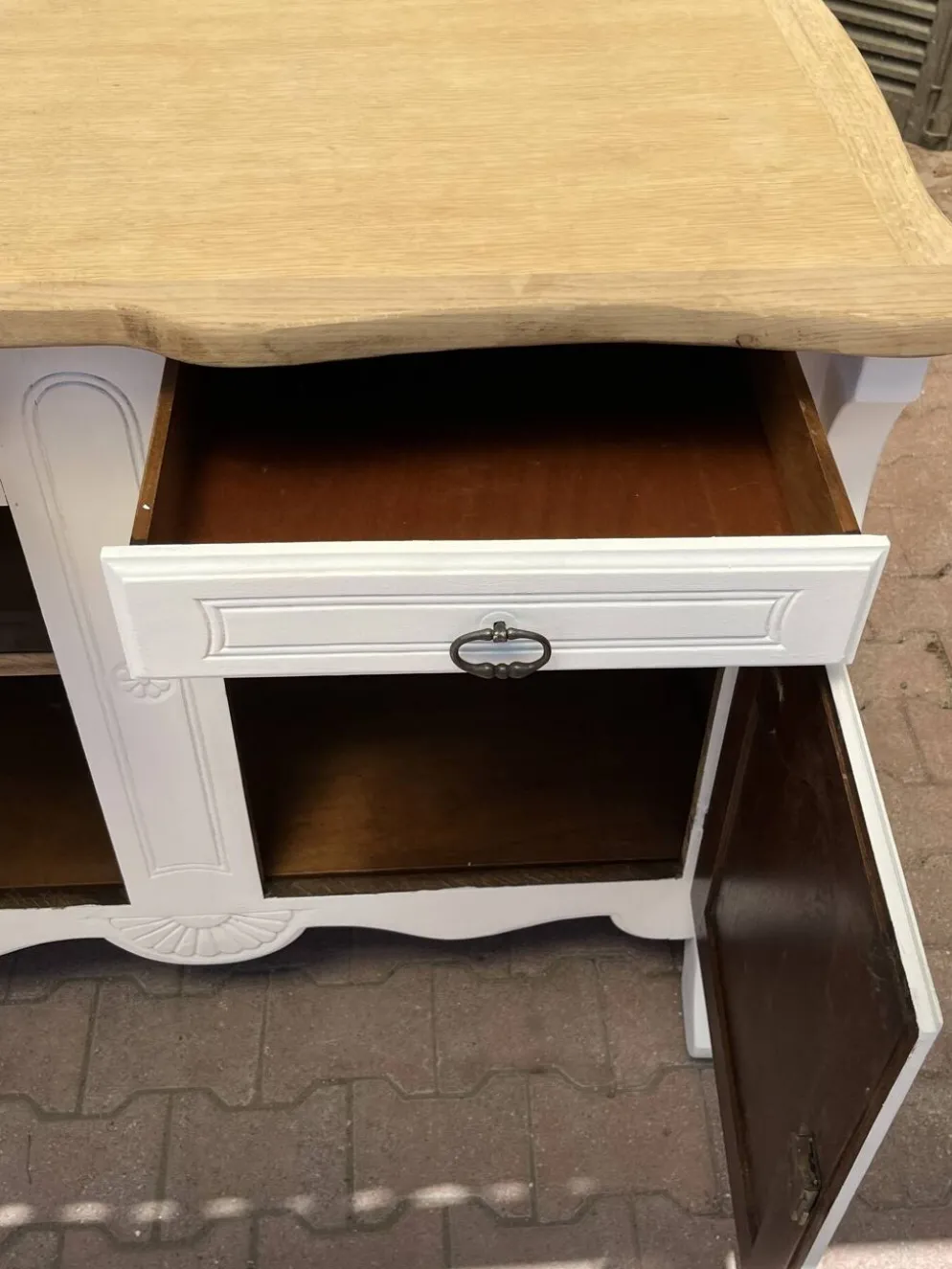 Buffet ancien relooke