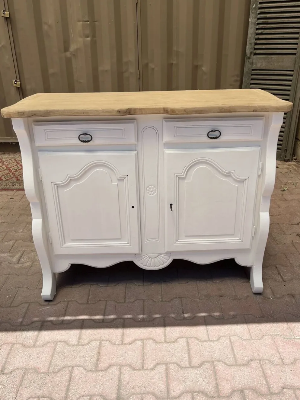 Buffet ancien relooke