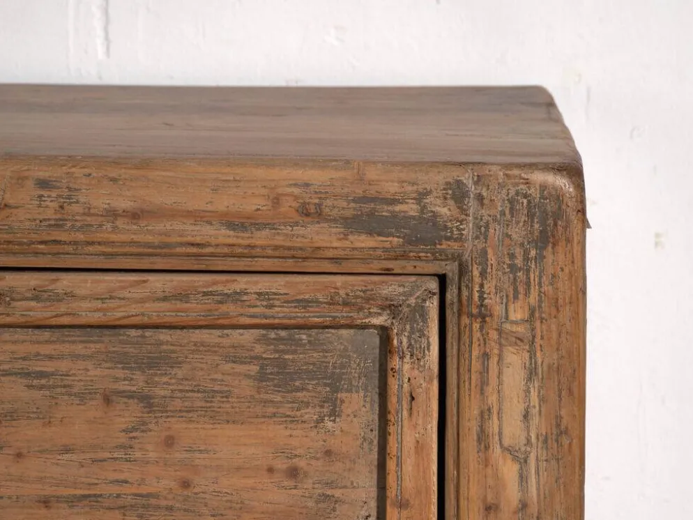 Buffet ancien à trois portes en bois de pin – Chine, vers 1900