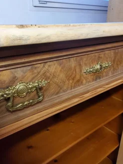 Buffet ancien Vertigo