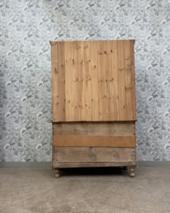 Buffet anglais ancien deux corps en pin massif (rénové)