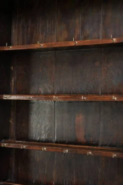 Buffet anglais antique du XVIIIe siècle avec verre d'origine.