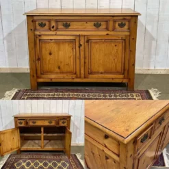 Buffet anglais en sapin des années 1950