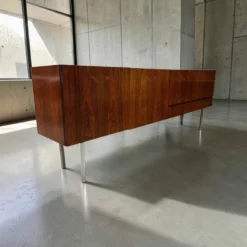 Buffet/armoire haute vintage XL en palissandre