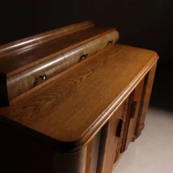 Buffet Art Déco avec superstructure en chêne et noyer | Allemagne années 1920
