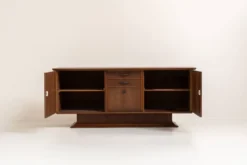 Buffet art déco (Europe, années 1930).