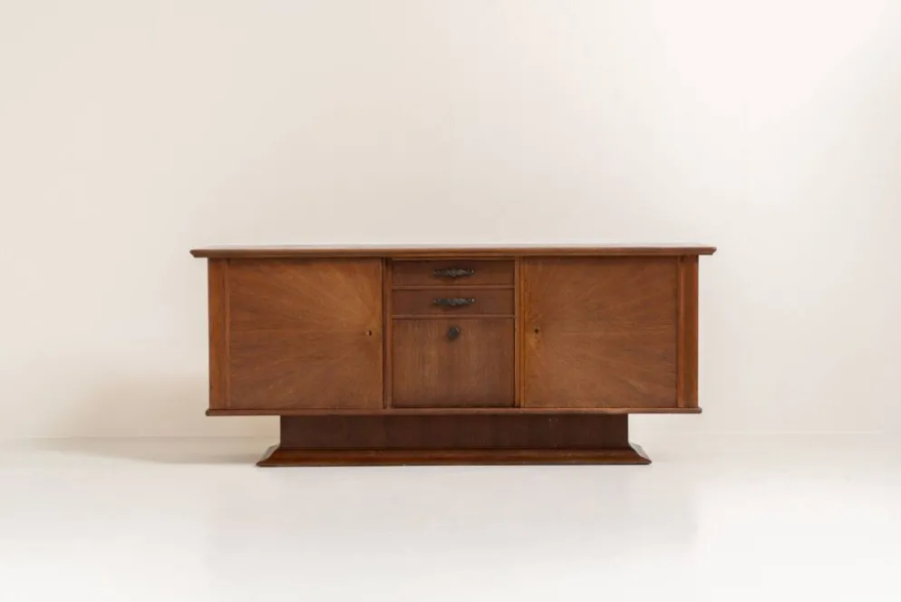 Buffet art déco (Europe, années 1930).