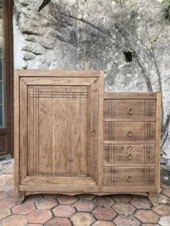 Buffet asymétrique ancien