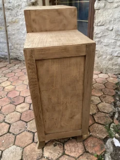 Buffet asymétrique ancien