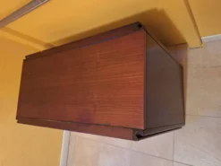 Buffet avec portes en palissandre par Angel Mangiarotti pour Molteni, années 1960.