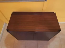 Buffet avec portes en palissandre par Angel Mangiarotti pour Molteni, années 1960.