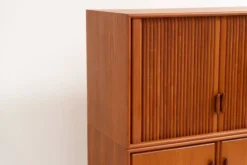 Buffet avec portes tambour par Heinrich Riestenpatt