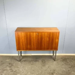 Buffet bar, petit buffet, teck, années 1960