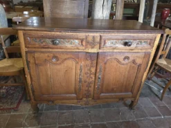 Buffet bas en chêne