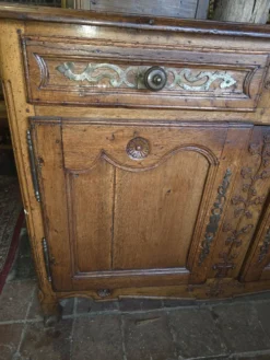 Buffet bas en chêne