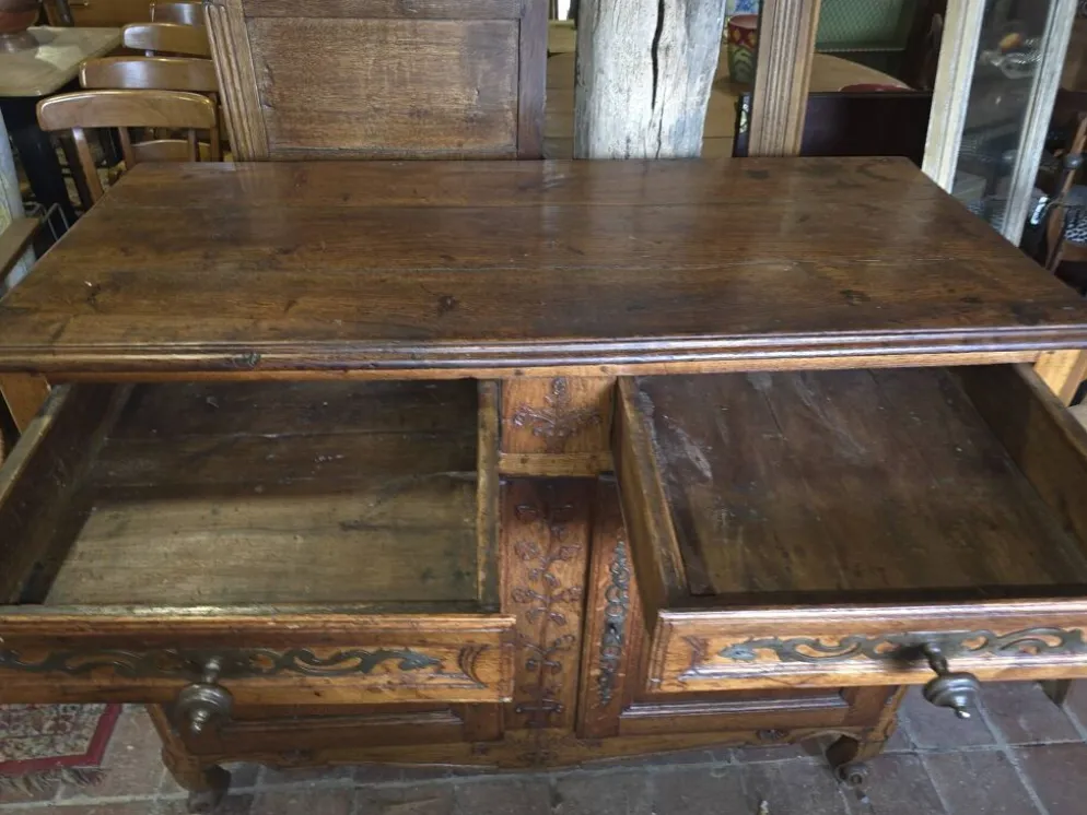 Buffet bas en chêne