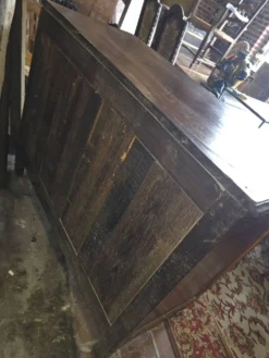 Buffet bas en chêne