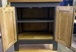 Buffet bas en chêne massif relooké – Style Campagne Chic / Moderne