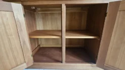 Buffet bas en merisier massif style shaker -roche bobois-
