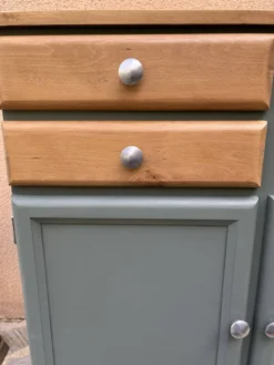 Buffet bas Mado rénové vert Galane et bois