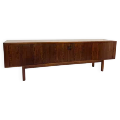 Buffet bas moderne du milieu du siècle avec portes coulissantes, Italie, années 1960.