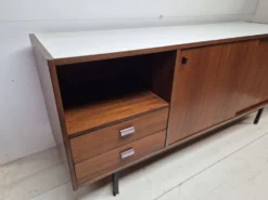 Buffet Bas 1950/60, Provenance Cité Universitaire Jean Zay à Antony