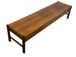 Buffet bas vintage avec tiroirs design en placage de noyer des années 70