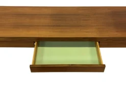 Buffet bas vintage avec tiroirs design en placage de noyer des années 70